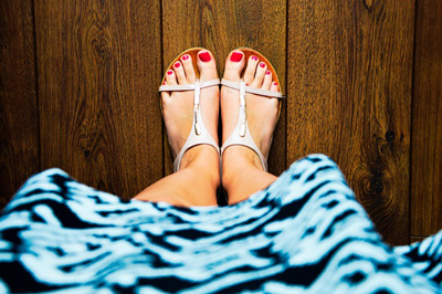 sandals-932756_400.jpg